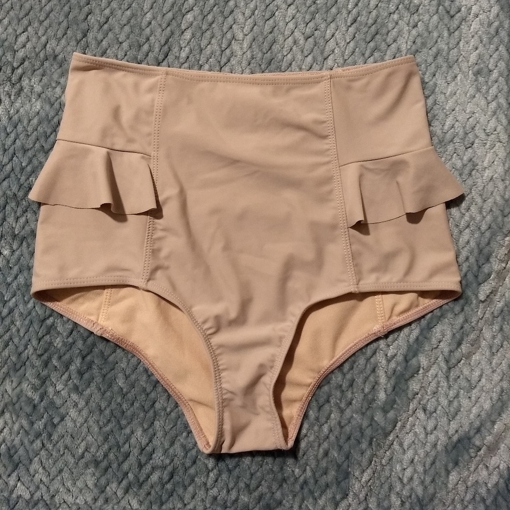 Kortni Jeane Bottoms